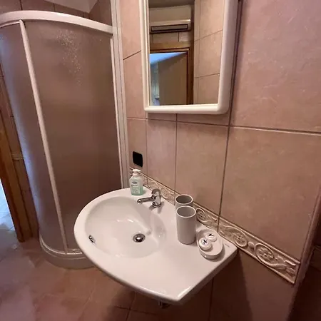 5 Confini Apartamento *